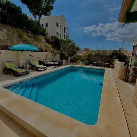 Apartment Llamedos Private Pool